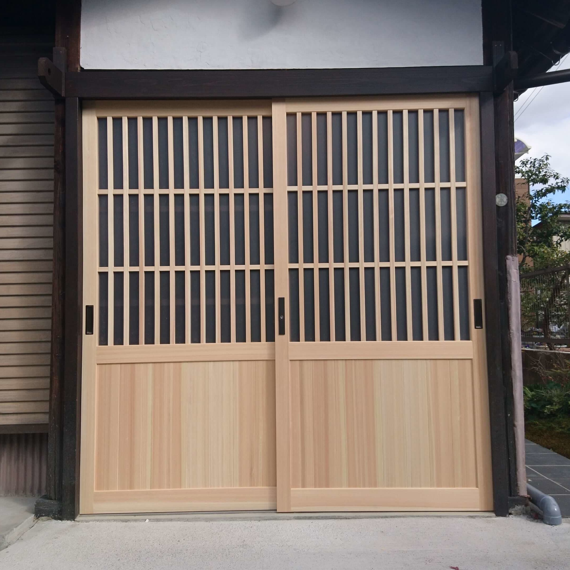 玄関扉の新調 小牧市 | 玄関扉の新調なら建具修理の窓口小牧市